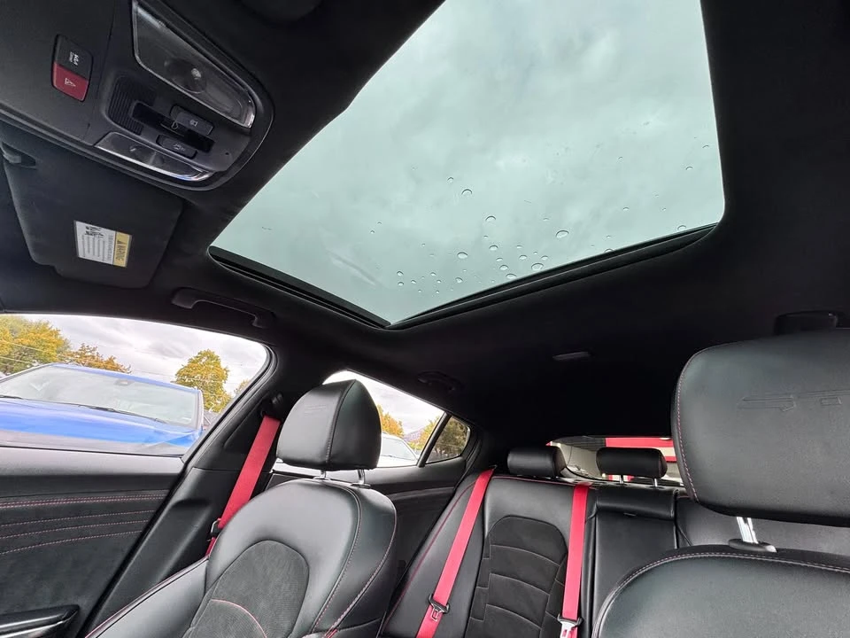 2023 Kia Stinger GT - Image 12 of 19