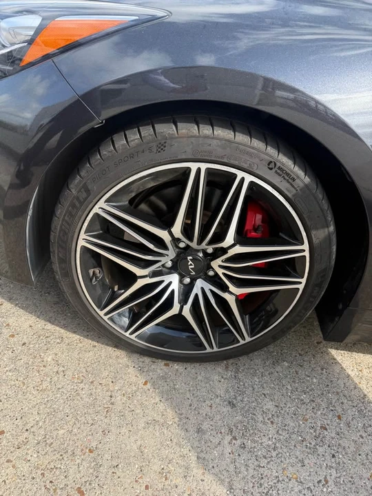 2023 Kia Stinger GT - Image 3 of 9