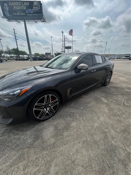 2023 Kia Stinger GT - Image 2 of 7