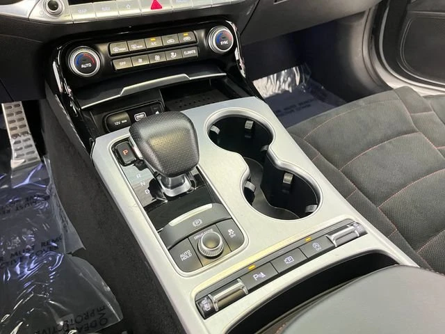 2023 Kia Stinger GT - Image 13 of 19