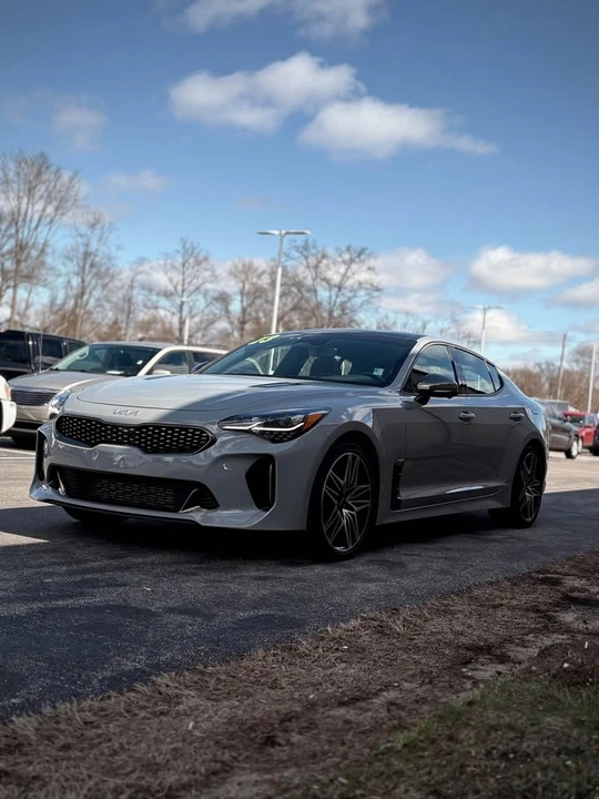 2023 Kia Stinger GT - Image 3 of 18