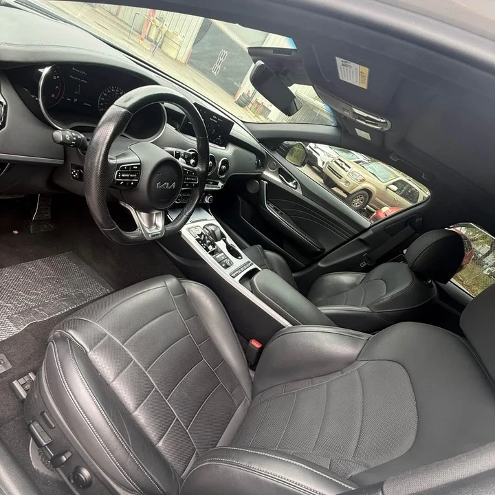 2023 Kia Stinger GT - Image 8 of 13