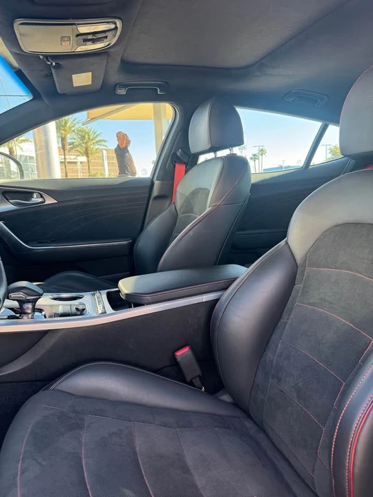 2023 Kia Stinger GT - Image 6 of 13