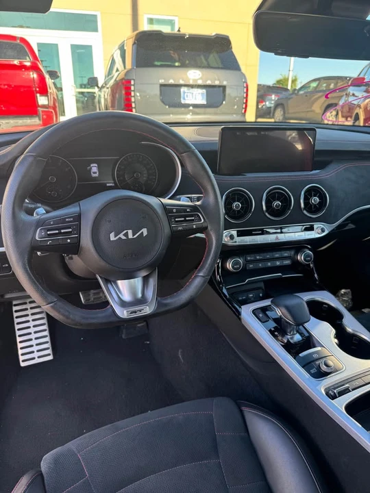 2023 Kia Stinger GT - Image 4 of 13