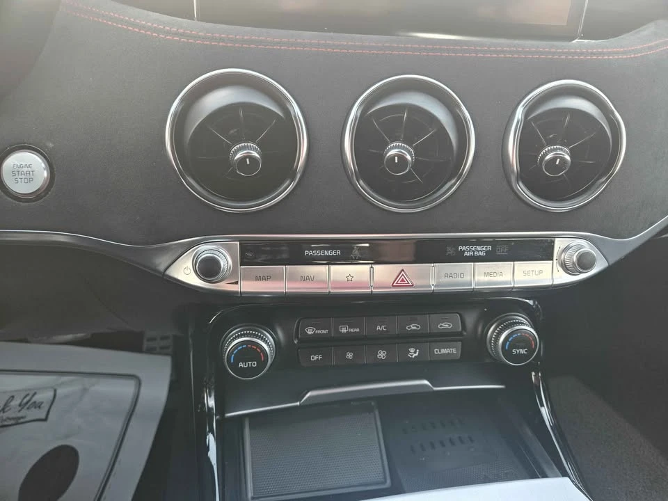 2023 Kia Stinger GT - Image 15 of 19