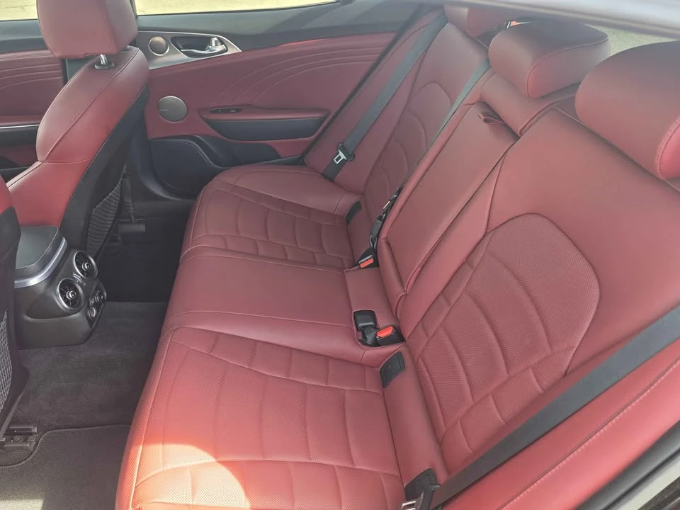 2023 Kia Stinger GT - Image 9 of 13