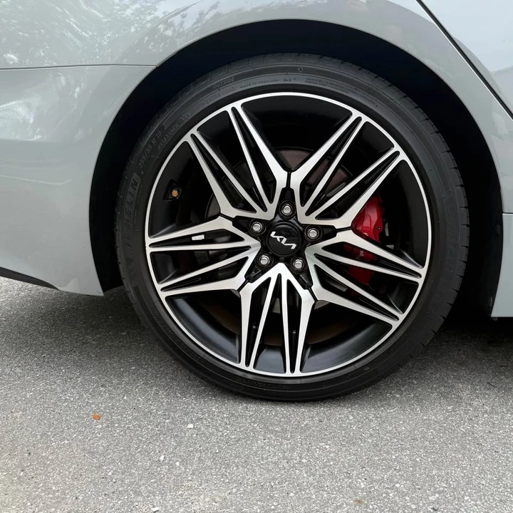 2023 Kia Stinger GT - Image 7 of 13