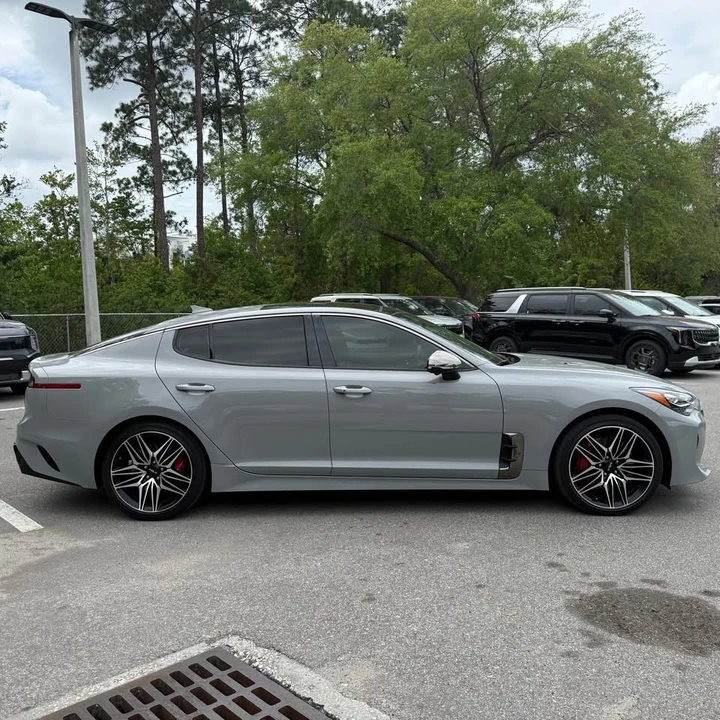 2023 Kia Stinger GT - Image 6 of 13