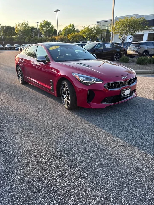 2023 Kia Stinger GT - Image 9 of 10