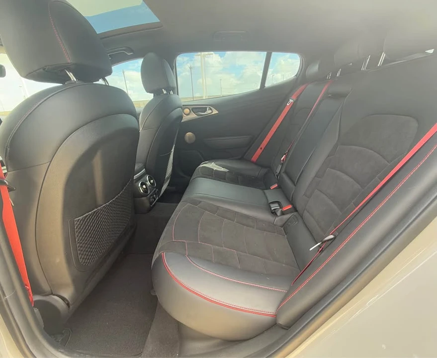 2023 Kia Stinger GT - Image 8 of 11
