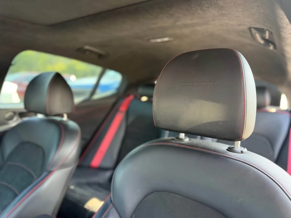 2023 Kia Stinger GT - Image 6 of 9