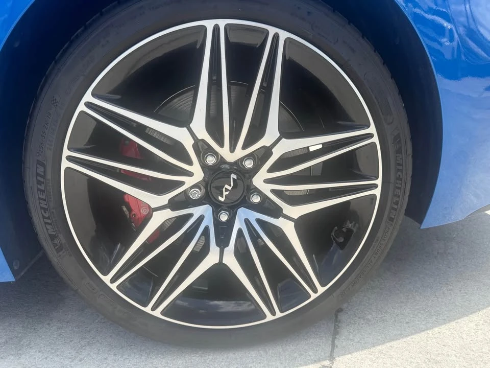 2023 Kia Stinger GT - Image 5 of 9
