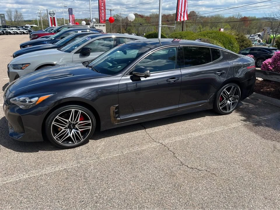 2023 Kia Stinger GT - Image 2 of 6