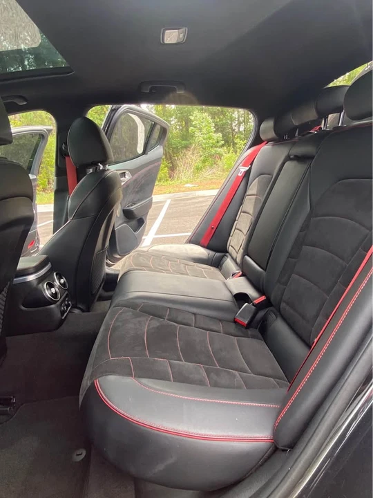 2023 Kia Stinger GT - Image 11 of 13