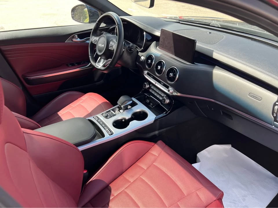 2023 Kia Stinger GT - Image 6 of 6