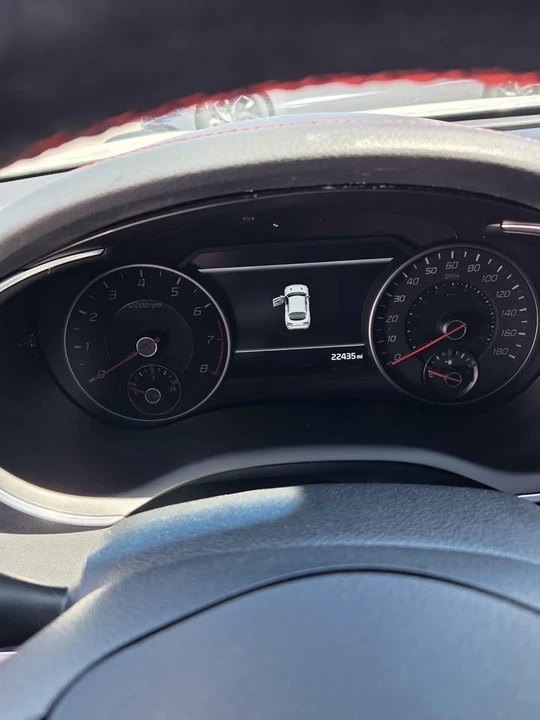 2023 Kia Stinger GT - Image 7 of 10