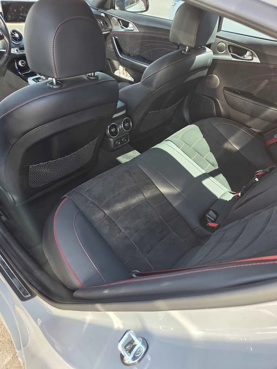 2023 Kia Stinger GT - Image 9 of 10