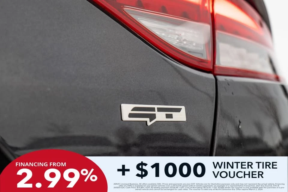 2023 Kia Stinger - Image 8 of 10
