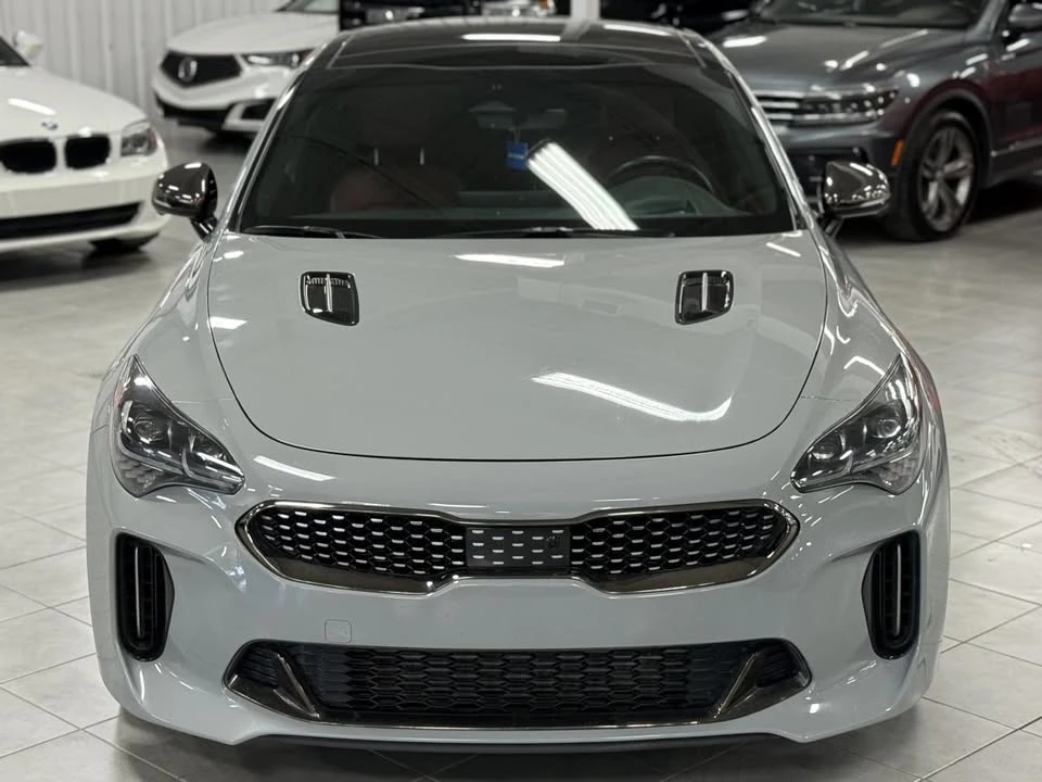 2023 Kia Stinger - Image 2 of 19