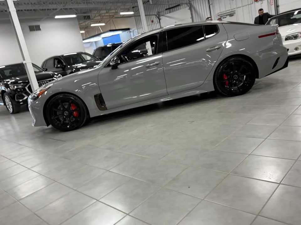2023 Kia Stinger - Image 8 of 19