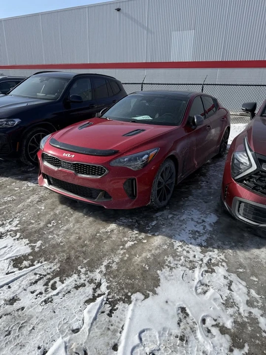 2023 Kia Stinger - Image 3 of 4