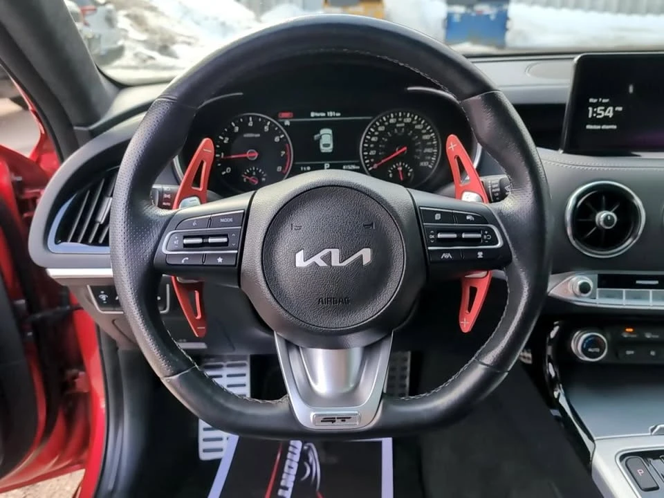 2023 Kia Stinger - Image 9 of 20