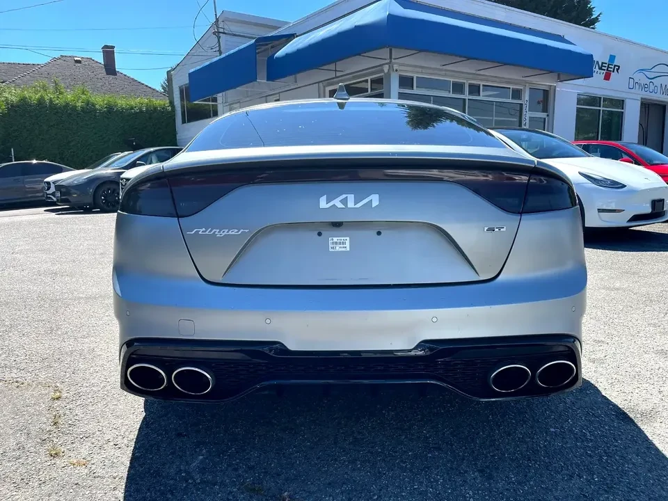 2023 Kia Stinger - Image 4 of 14
