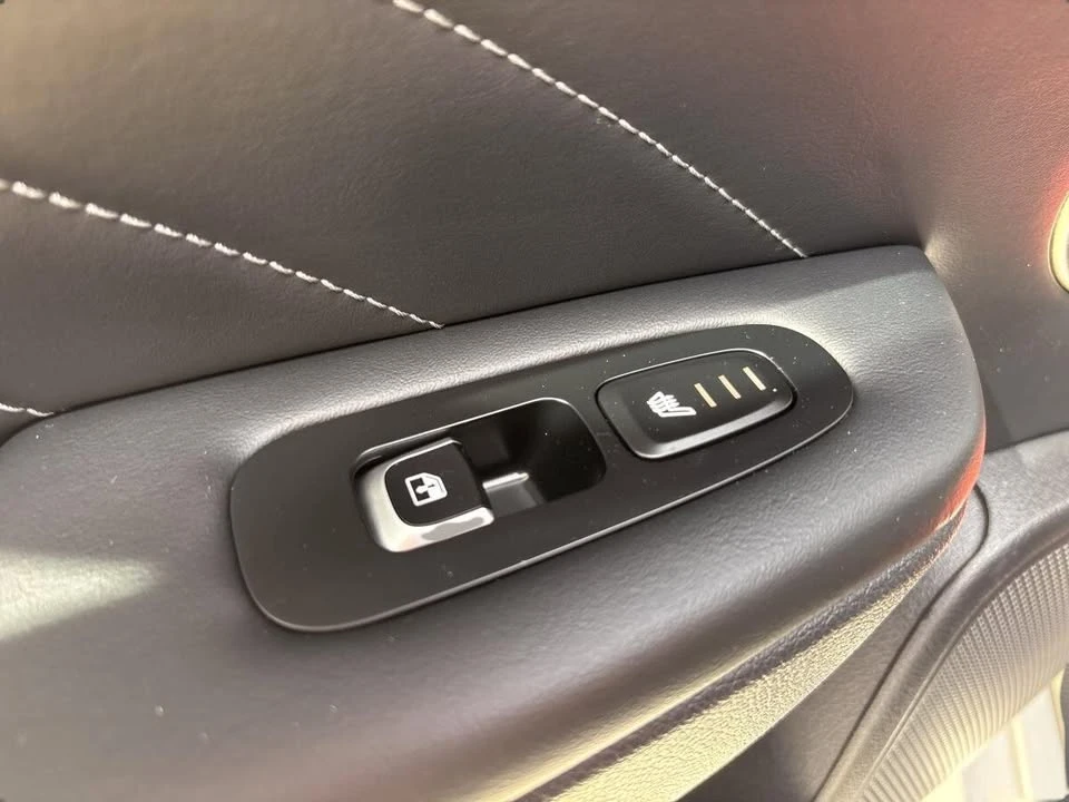 2023 Kia Stinger - Image 19 of 20