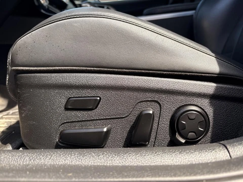 2023 Kia Stinger - Image 17 of 20