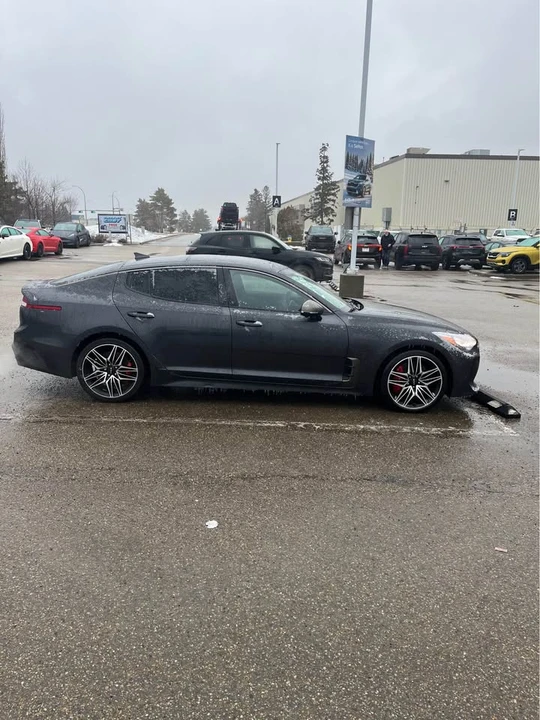 2023 Kia Stinger GT - Image 7 of 11