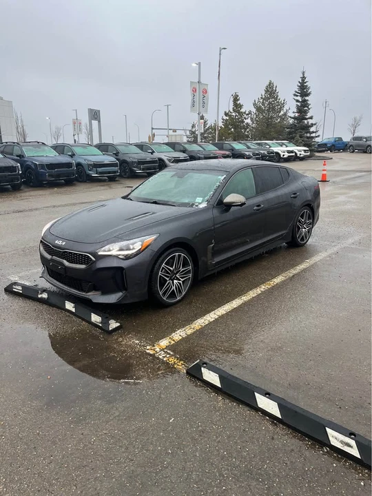 2023 Kia Stinger GT - Image 2 of 11