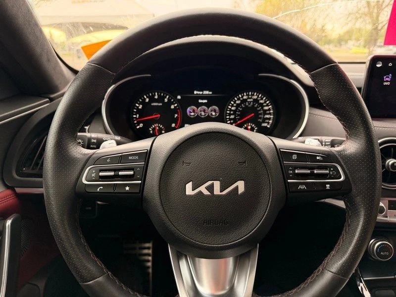 2023 Kia Stinger GT - Image 7 of 12