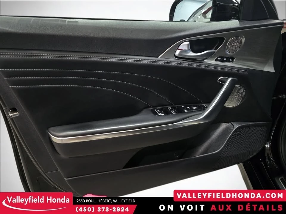 2023 Kia Stinger GT - Image 18 of 20