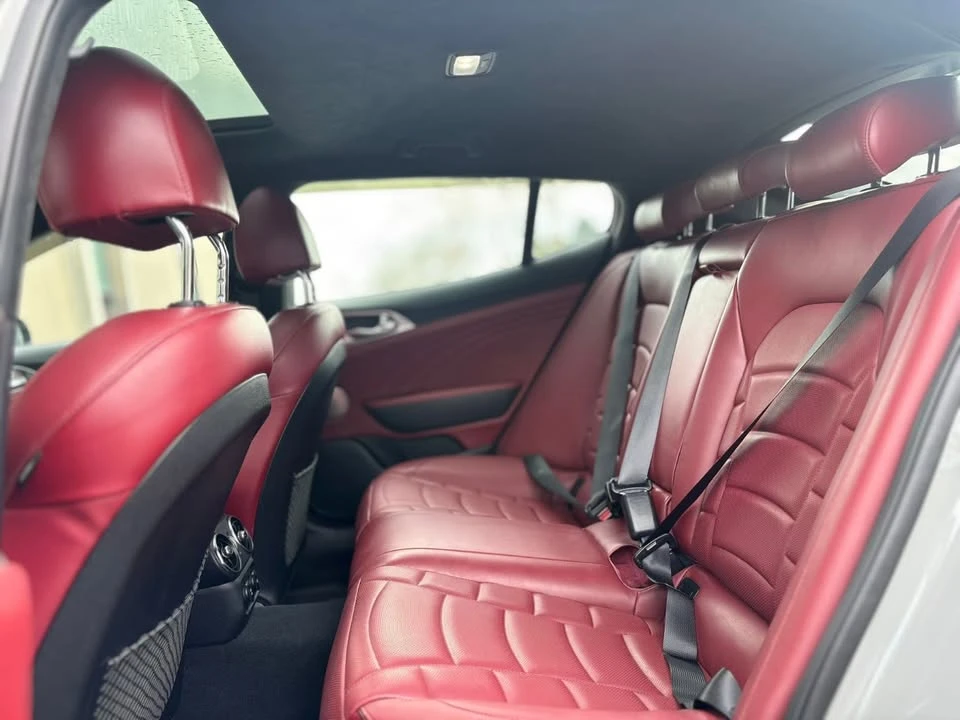 2023 Kia Stinger GT - Image 14 of 20