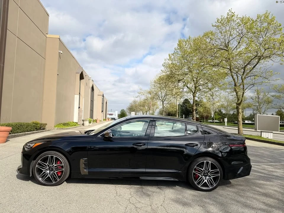 2023 Kia Stinger GT - Image 7 of 16