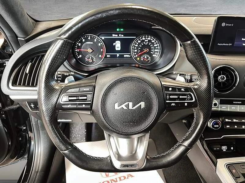 2023 Kia Stinger GT - Image 6 of 8