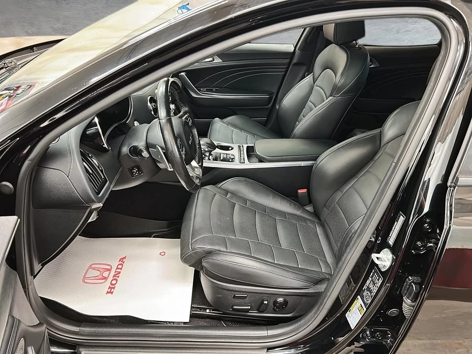 2023 Kia Stinger GT - Image 16 of 20
