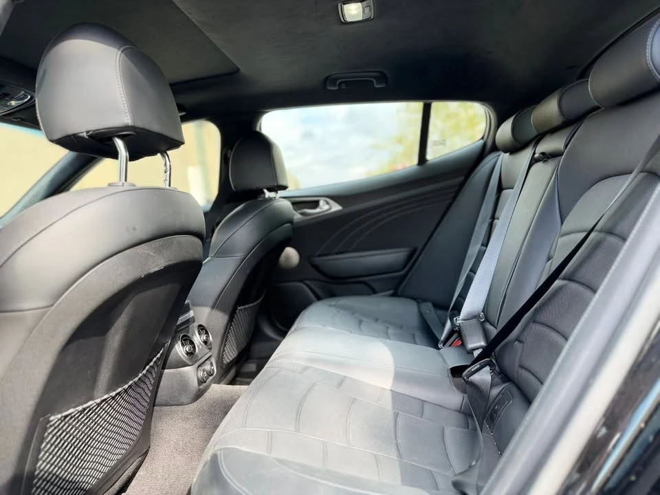 2023 Kia Stinger GT - Image 7 of 20