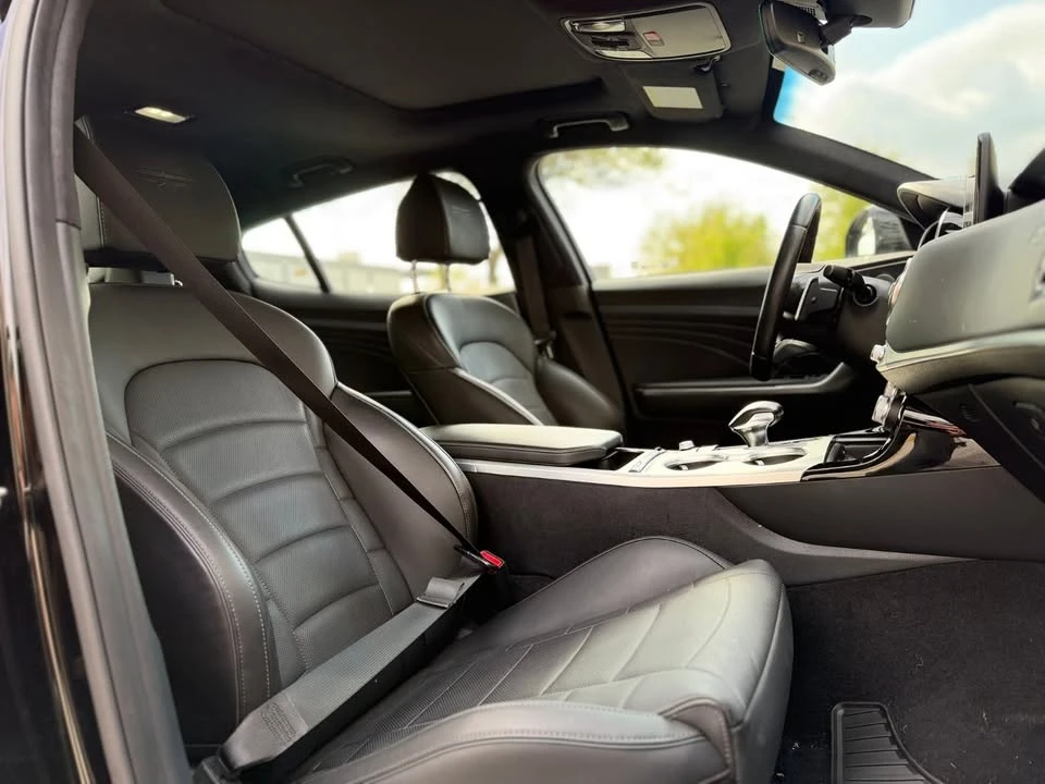 2023 Kia Stinger GT - Image 11 of 20