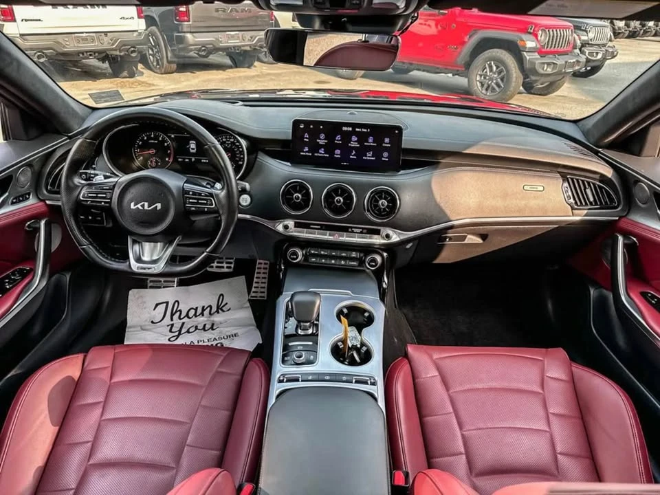 2023 Kia Stinger GT - Image 11 of 13
