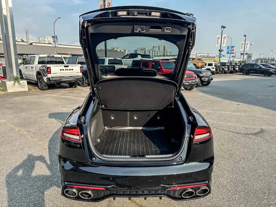 2023 Kia Stinger GT - Image 7 of 13