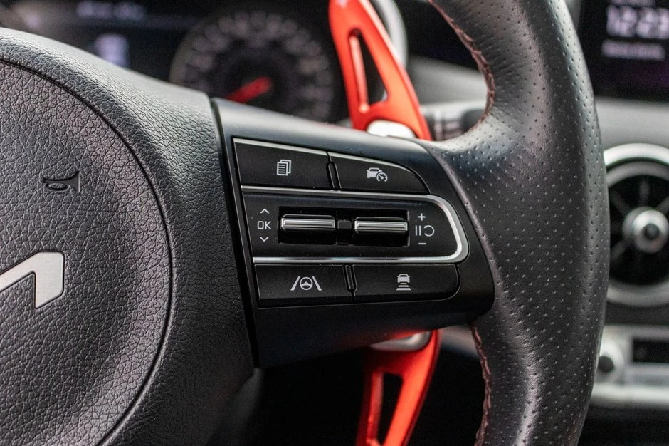2023 Kia Stinger GT - Image 12 of 20
