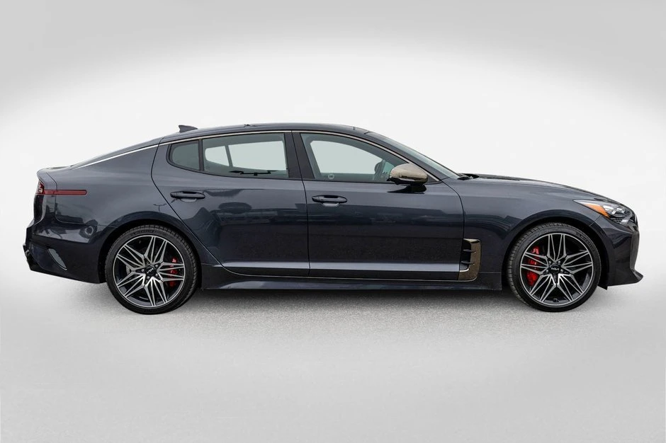 2023 Kia Stinger GT - Image 2 of 20