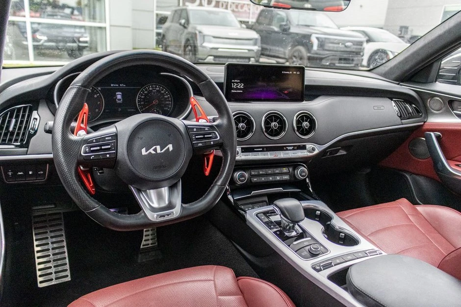 2023 Kia Stinger GT - Image 11 of 20