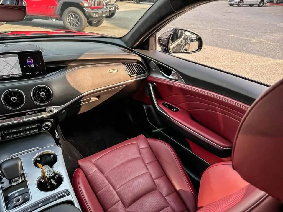 2023 Kia Stinger GT - Image 7 of 9
