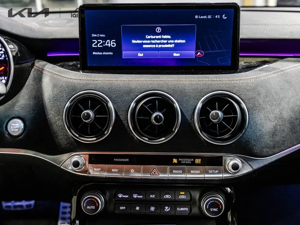 2023 Kia Stinger GT - Image 18 of 20