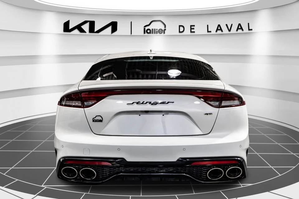 2023 Kia Stinger GT - Image 9 of 20