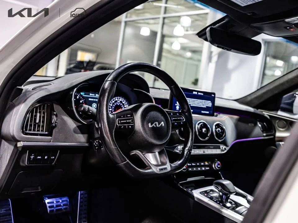 2023 Kia Stinger GT - Image 14 of 20