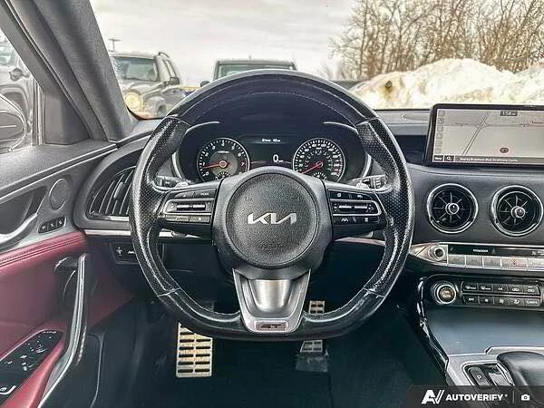 2023 Kia Stinger GT - Image 10 of 17