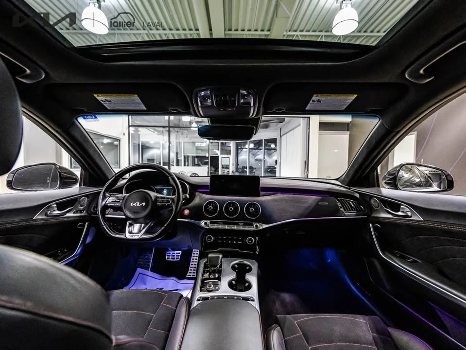 2023 Kia Stinger GT - Image 16 of 19